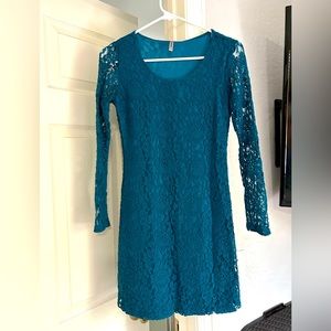 Lace mini teal dress